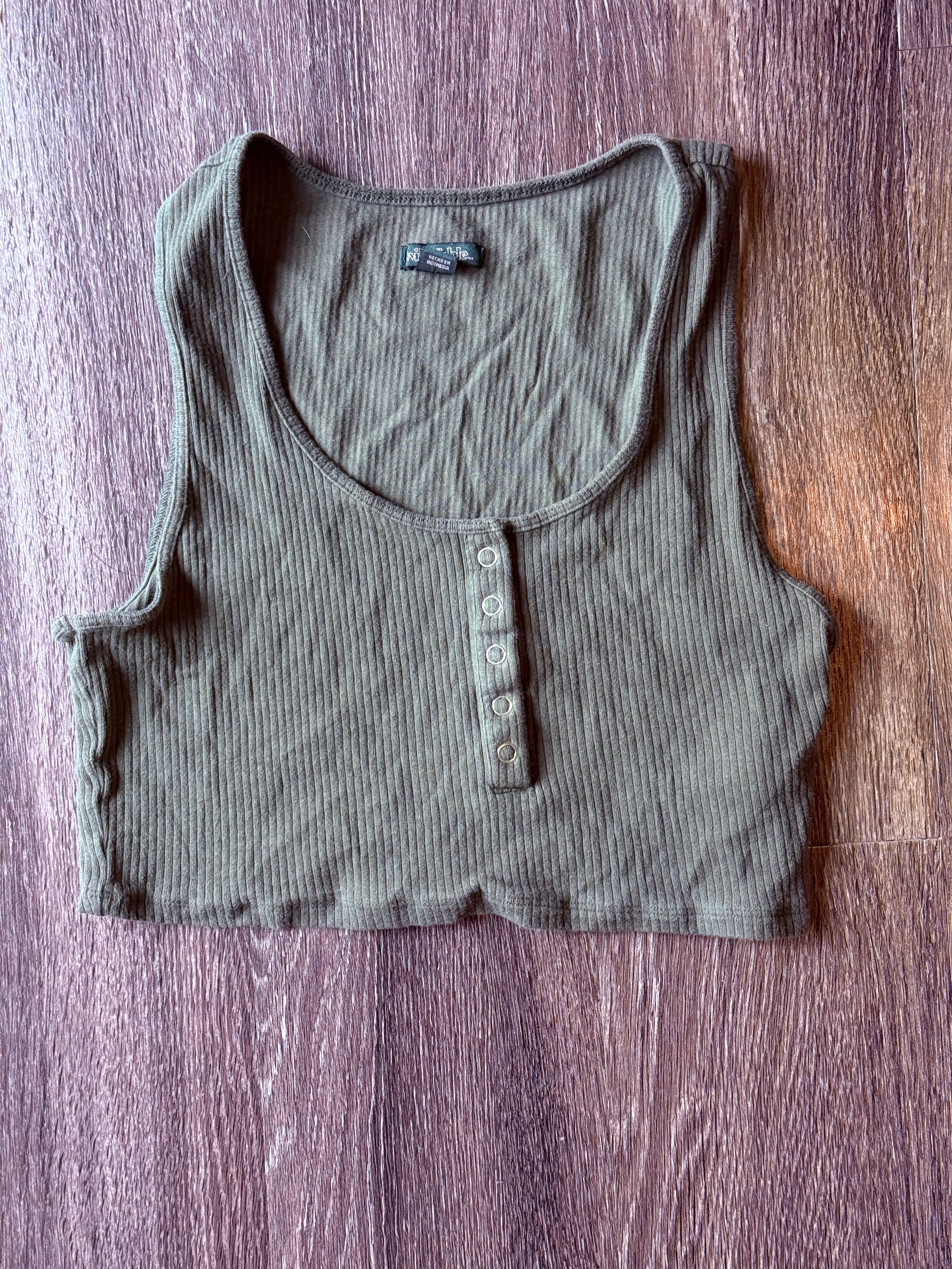 Gray crop top